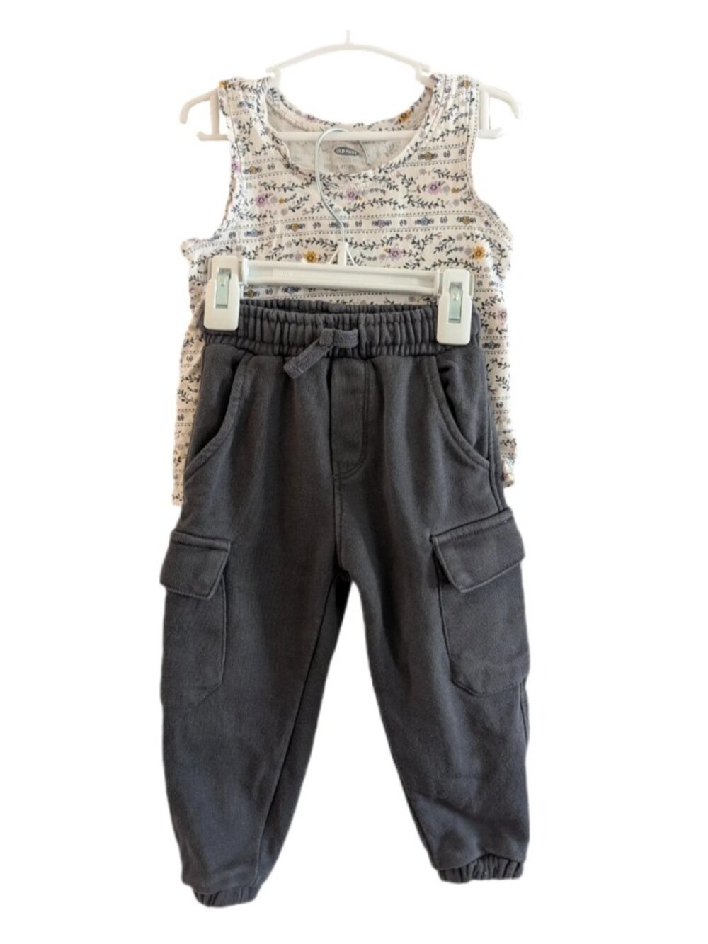 18-24m ZARA Cargo Pant Joggers & Old Navy Floral Tank Top